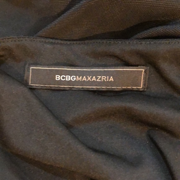 Gorgeous BCBGMaxAzria dress - Picture 6 of 7